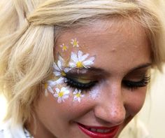 Festival Face Paint, Festival Face, Hollywood Makeup, Pixie Lott, Hippie Party, Kids Face Paint, Beauty Regime, Hippie Costume, Face Painting Designs