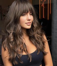 2020 Hairstyles, Layered Hair With Bangs, Trendy Haircuts, 2022 Trends, Trending Haircuts, Long Wavy Hair