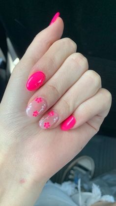 Dip Nails Ideas With Design, Short Nail Hot Pink, Hot Pink With Design Nails, Simple Hot Pink Nails Short, Bright Pink Nail Designs Short, Simple Nail Designs Hot Pink, Simple But Cute Short Nails, Easy Pink Nail Designs Simple, Hot Pink Gel X Nails