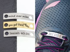 "Personalize these running shoe tags with short word or phrase of your choice for a little running inspiration! Comes in Gold or Silver Stainless Steel - gently curved with large holes for easy add to your shoelaces. Great marathon runner gift or inspiration for your own workout. See Photos for Font & Design Options! More Sports Gifts - https://www.etsy.com/shop/DistinctlyIvy?ref=l2-shopheader-name&search_query=sports+gifts Precision Laser Engraved - Clear and Easy to Read Handmade in our shop a Custom Sports Shirts, Running Group, Track Team, Running Gift, Track And Field Shoes, Marathon Runner, Running Accessories, Custom Bling, Running Gifts