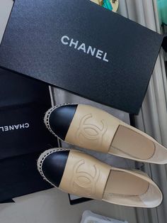 Chanel Espadrilles, Bag And Shoes, Fantastic Shoes, Chanel Espadrille, Dream Life, Espadrilles, Hair Hair, Chanel