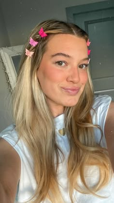 Hairstyle With Butterfly Clips, Hairstyle With Butterfly, Hairstyles Butterfly, Easy Toddler Hairstyles, Hslot Outfit, Lover Outfit, Taylor Concert, Era Tour