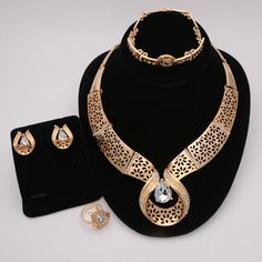 Dubai Bridal Big Jewelry Sets Nigerian Wedding African Necklace Bracelet Earring Ring Jewelry SetModel Number:4000857221957 Elegant Alloy Jewelry For Party, Elegant Plated Jewelry Sets For Party, Round Plated Jewelry Sets For Party, Plated Round Jewelry Sets For Party, Elegant Party Jewelry In Alloy, Elegant Party Jewelry Made Of Alloy, Elegant Alloy Jewelry Sets For Wedding, Elegant Alloy Jewelry Sets, Elegant Plated Alloy Jewelry Sets