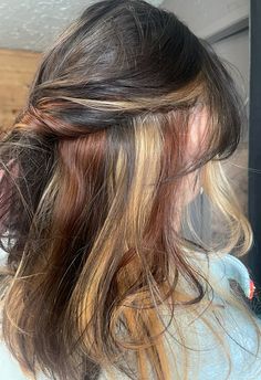 calico trend hair Calico Cat Hair, Peekaboo Hair Colors, Peekaboo Hair, Ginger Hair Color, Hair Inspiration Short, Hair Makeover