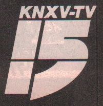 the logo for knxv - tv is shown in black and white