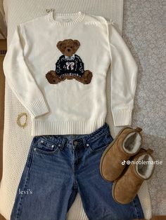 Outfit With Uggs, Clothing Ideas, Soft Girl, Fit Inspo, Fitness Inspo, Cloth Bags, Cute Outfits, Wardrobe