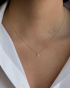 Minimalist Yellow Gold Initial Pendant Necklace, Dainty Tan Necklace For Everyday, Simple 14k Gold Initial Necklace For Everyday, Minimalist 14k Gold Initial Pendant Necklace, Dainty Yellow Gold Initial Pendant Necklace, Minimalist Yellow Gold Initial Necklace With Delicate Chain, Simple 14k Gold Initial Pendant Necklace, Simple Yellow Gold Initial Pendant Necklace, Simple Yellow Gold Necklace With Initials