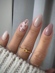 Beige Nails Design, September Nails, Beige Nails, Thanksgiving Nails, Short Acrylic Nails Designs, Orange Nails