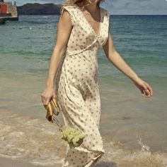 Dress Oriana Wedding Gown Simple Elegant, Wedding Gown Simple, Floral Silk Dress, Silk Wrap Dresses, French Retro, Silk Floral Dress, Printed Wrap Dresses, Silk Wrap, Women's Wardrobe