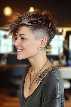 Long Pixie Side Shave, Undercut Shoulder Length Hair, Sidecut Short Hair, Short Haircuts For Women Straight Hair, Short Punk Hair Women, Long Pixie Undercut, Shaved Pixie, Barbers Cut