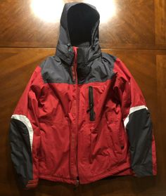 Vintage 90s Nike ACG Red Storm Fit Ski Jacket Size Large #3 Zip out liner & Hood Great vintage condition- small light stain under right sleeve (see final photo) Please see all our rare & interesting items for sale on eBay! Thank You!