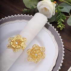 4 Pack Gold Metal Hollow Sun Flower Napkin Rings, Modern Flower Shaped Napkin Bands Sunflower Napkin Rings, Modern Napkin Rings, Flower Napkin Rings, Buckle Holder, Metal Napkin Rings, Ladies Luncheon, Patterned Napkins, Fall Table Decor, Wedding Receptions