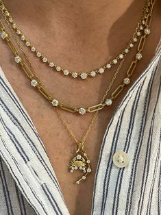 Jade Trau diamond necklace stack, handcrafted in yellow gold. Featuring our Large Penelope Necklace, Phoebe Diamond Chain Necklace, and our Cancer and Mini Crescent Charm. Stacked Charm Necklace, Simple Necklace Designs, Stacked Necklaces