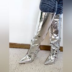 Silver Mirror Boots Knee High Length Size 5.5 - 7.5 Available 4 Inch Heel Zipper Detail *Fashion Nova Used For Exposure Silver Metallic Boots, Winter Heel Boots, Mirror Boots, White Heeled Boots, Brown High Heel Boots, Cream Boots, Snake Print Boots, Sequin Boots, Metallic Boots