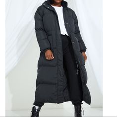 Black Maxi Length Puffer Coat. Length Approx 140cm/55". Trendy. No Tags. Never Worn. Long Black Winter Coat Puffy, Long Black Puffy Coat, Long Puffer Jacket Outfit, Maxi Puffer Coat, Matching Tracksuit, Women's Winter Coats, Denim Coat Women, Long Puffer Jacket, Neutral Tops