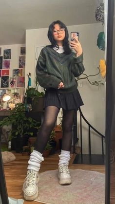 Nightgown Layering Outfit, Emo Dark Academia Outfits, Grunge Nerd Outfits, Cute Nerd Aesthetic Outfits, Nerd Core Aesthetic Outfit, Emo Academia Outfit, Nerd Girl Aesthetic Outfit, Simple Pretty Outfits, 80s Nerd Outfit