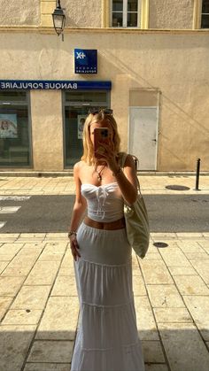 Spain Outfit, Italian Summer Outfits, Greece Outfit, Mode Hippie, European Summer Outfits, 사진 촬영 포즈, Estilo Hippie, Europe Outfits, Italy Outfits