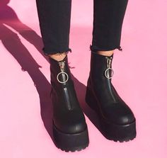 Qq_e6_88_aa_e5_9b_be20170209182505_original Sweet Sixteen Outfits, Punk Platform Boots, Goth Platform Boots, Alternative Shoes, Aesthetic Shoes, Grunge Style, Platform Boots, Dr. Martens Boots, Hunter Boots