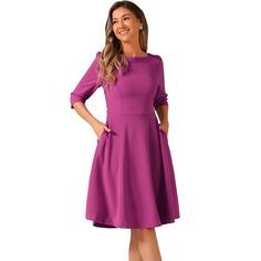 This formal dress, with its unique and sophisticated a-line hem style, adds to your selection for the next season with its timeless classic design. This vintage style features a lovely boat neckline, a fitted silhouette, and flared semi-swing skirts that tighten and accentuate curves, making it a figure-flattering piece. The breathable and well-made cloth that elongates your legs and draws attention to your waist. An urban trendy exquisite business lady style can be created by pairing it with hi Business Lady, Dresses Purple, Lady Style, Mini Skater Dress, Office Dresses, Hem Style, Boat Neckline, Fitted Silhouette, Sleeveless Mini Dress