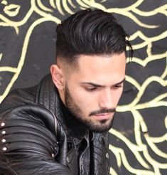 Long Top Undercut With Fade Comb Over Fade Haircut, Comb Over Fade, Beard Conditioner, Mens Hairstyles Medium, Mens Hairstyles Thick Hair, Stylish Haircuts, Hair Styles 2017