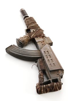 waterworld costume - Google SearchLoading that magazine is a pain! Get your Magazine speedloader today! http://www.amazon.com/shops/raeind Waterworld Costume, 3d Cinema, Mad Max, Post Apocalyptic, Tactical Gear