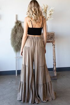 Get ready to elevate your casual style with our MINERAL WASHED TIERED BOHO WIDE LEG PANTS. Made from 100% cotton, these pants not only have a generous fit for maximum comfort, but also feature a unique mineral washed design that adds a touch of bohemian flair. Perfect for any occasion, these pants are a must-have in your wardrobe. Boho Pants Outfit Summer, Minimal Boho Fashion, Comfy Boho Outfits, Boho Mom Outfits, Tiered Pants, Boho Wide Leg Pants, Marketing Clothing, Casual Comfy Outfit, Casual Boho Outfits