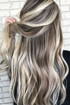 Colored Money Piece, Colored Money Piece Hair, Hair Colors For Fall, Ashy Blonde Hair, Money Piece Hair, Highlight Blonde, Blonde Hair Colors, Blonde Highlights On Dark Hair