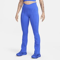 Feel fierce in whatever you do in these snug flared pants. Squat-proof—even during your toughest routines—their sleek, midweight InfinaLock fabric feels compressive and supportive in all the right places. With sweat-wicking tech and a zippered flare-leg design, you can feel just as comfortable powering through a workout as you are busting out some moves on the dance floor. Womens Fitness, On The Dance Floor, Pants With Pockets, Women Lifestyle, Flared Pants, A Workout, New Releases, Pullover Jacket, The Dance