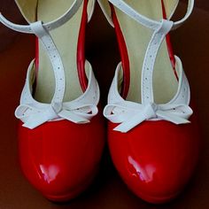 Red And White Patent-Like Vero Cuoio Heels. Never Worn. Uk Size 41, Us Size 9.5 Retro Red Heels For Summer, Retro Red Heels For Spring, Red Heels With Round Toe And Bow, Shoes Color, Lady In Red, Shoes Women Heels, Red White, Red And White, Shoes Heels