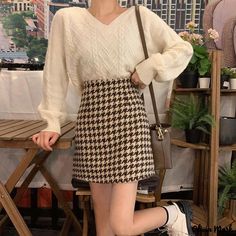 Olivia Mark - Retro High-Waisted Plaid Wool Blend A-Line Skirt with Figure-Hugging Silhouette Plaid Pencil Skirt Outfit, Houndstooth Skirt Outfit, A Line Skirt Outfits, Japan Outfits, Short Skirts Outfits, Wool Midi Skirt, Pencil Skirt Outfits, Plaid Pencil Skirt, Houndstooth Skirt