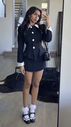 Mode Gossip Girl, Preppy Chic Outfits, Gossip Girl Outfits, Preppy Girl, Estilo Preppy, Looks Black, Preppy Aesthetic, Mode Inspo, Looks Chic