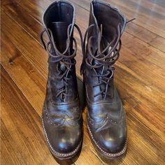 Brown Leather Laceup Victorian Style Boots. Very Good Condition. A Few Scuffs As Shown In Pictures . Style Boots, Victorian Style, Victorian Fashion, Leather Boots, Brown Leather, Lace Up, Women Shoes, Boots, Leather