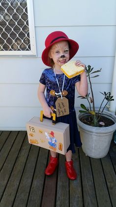 Paddington Bear Costume, Paddington Birthday, Paddington Bear Books, Bear Ideas, Book Week Costume, Bear Costume, Paddington Bear, Pete The Cat