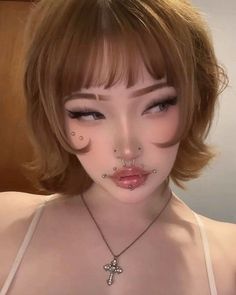 Cute Makeup Looks, Hair Reference, Hair Inspo Color, Pretty Makeup, Cute Makeup, Aesthetic Hair, Aesthetic Makeup, Hair Designs, Makeup Inspo