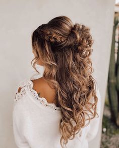 Blow Dry Short Hair, Short Hair Tips, High Ponytail Hairstyles, Quince Hairstyles, Balayage Hair Blonde, Hairstyles Short Hair, Braided Hairstyles For Wedding