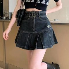 Material : Cotton, Polyester Fabric Type: Denim Design: Pleated Decoration: Belt Length: Mini Elasticity: Non-stretch Style : Y2k Aesthetic Size (cm) Waist Width Length S 66 38 M 69 39 L 72 40 XL 75 41 2XL 78 42 3XL 81 43 4XL 84 44 5XL 87 45 Size (inch) Waist Width Length S 25.98 14.96 M 27.17 15.35 L 28.35 15.75 XL 29.53 16.14 2XL 30.71 16.54 3XL 31.89 16.93 4XL 33.07 17.32 5XL 34.25 17.72 Denim Pleated Skirt, Goth Skirt, Girls Denim Skirts, Rok Mini, Womens Pleated Skirt, High Waisted Denim Skirt, Y2k Skirt, High Waisted Pleated Skirt, Midi Denim