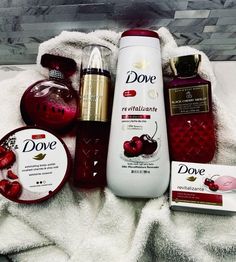 Black Hygiene, Winter Body Care, Selfcare Products, Studera Motivation, Black Cherry Merlot, Dove Body Wash, Body Creams, Bath And Body Works Perfume, Shower Skin Care