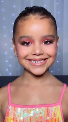 Ballet Makeup Kids, Makeup For Kids Girls Make Up, Recital Makeup For Kids, Kids Makeup Ideas, Gymnastics Makeup, Makeup Concert, Recital Makeup, Kid Makeup