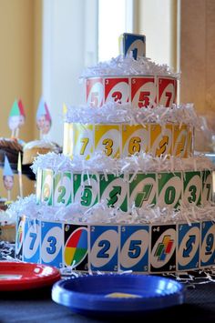 Adorable UNO party for a kid's first birthday Game Night Party Ideas, Game Night Theme, Game Night Party, Board Game Party, Game Night Parties