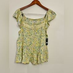 Beautiful Nwt Lucky Brand Blouse. Size Medium. $69.50 Retail Price. Sleeveless Tops With Lemon Print For Vacation, Vacation Sleeveless Tops With Lemon Print, Casual Yellow Tops With Lemon Print, Casual Lemon Print Tops For Spring, Yellow Cotton Floral Print Tops, Yellow Floral Print Top For Daywear, Casual Yellow Tops With Floral Print, Yellow Floral Print Top For Spring, Spring Yellow Floral Print Top