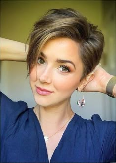 Short Hairstyles For Thick Hair, Pixie Haircuts, Short Pixie Haircuts, Cute Hairstyles For Short Hair, Haircut For Thick Hair, Short Hair Styles Pixie