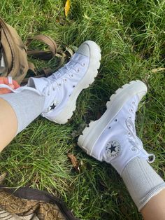 Converse Platforms, High Top Converse Outfits, Converse Outfits, Outfits With Converse, Converse High Tops, Converse High Top Sneaker, Converse Chuck Taylor High Top Sneaker, Air Max Sneakers, High Top