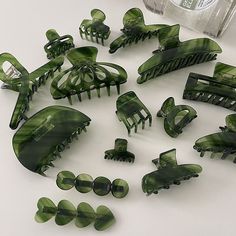 Woman Girls Green Color Hair Claws Acetate Hairpins Hair Clips Women Hair Accessories Ponytail Clips 3 Inch Hair Clip Sage, 3 Inch Hair Clip Sage Green, Green Claw Clip, Emerald Green Hair, Swimming Nose Clips, Label Clips, White Flower Earring, Fiber Art Jewelry, Shark Clip