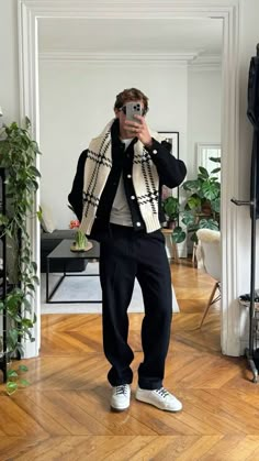 Mens Trendy Outfits, Street Style Outfits Men, Street Fashion Men Streetwear, Fall Outfits Men, Guys Clothing Styles, Winter Outfits Men, Money Aesthetic