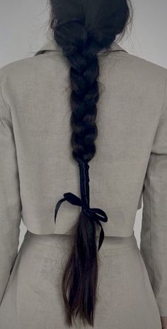 Κούρεμα Bob, Fishtail Braid, Hair Stylies, Long Black Hair, Hair Dos, Long Black, Bridesmaid Hair