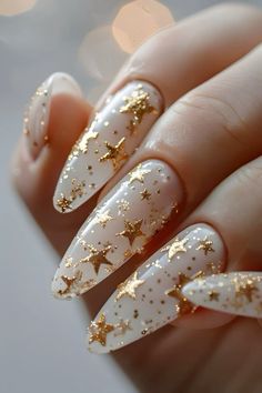 White Nail, Star Nails, New Year's Nails, Xmas Nails, Manicure Y Pedicure, Fancy Nails, Dope Nails, Nail Arts, Nail Polishes