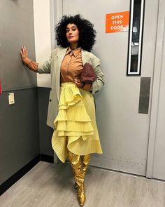 Traci Ellis Ross, Tracee Ellis Ross Style, Tracee Ellis Ross Fashion, Yellow Pleated Skirt, Lori Harvey, Maxi Outfits, Tracee Ellis Ross