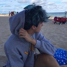 Boys Dyed Hair, Mens Blue Hair, Boys Blue Hair, Blue Hair Aesthetic, Short Blue Hair, Dark Blue Hair, Hair Boy, Teal Hair