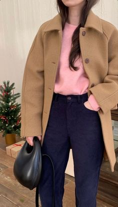 Thanksgiving Outfits Women, Korean Style Winter, Chic Style Inspiration, Korean Winter, Thanksgiving Outfit Ideas, Cute Thanksgiving Outfits, What To Wear Fall, Thanksgiving Outfit Women