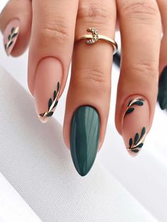 Dark Green  Collar   Plants Color Nails Embellished   Nail,Hand & Foot Care Nagel Tips, Gold Nail, Green Nail, Almond Acrylic Nails, Her Nails, Stick On Nails, Artificial Nails, Nail Accessories, Long Acrylic Nails